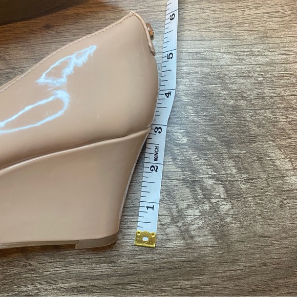 Kelly & Katie Nude Wedges Size 7 - Picture 7 of 10